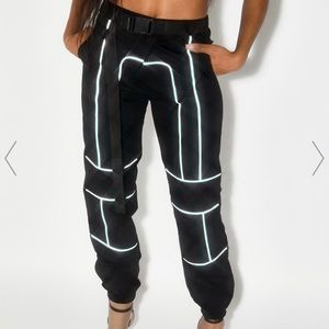 Dolls Kill reflective joggers 💫🤍